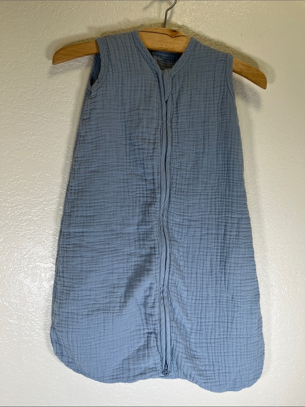 Konssy Soft Blue Muslin Sleeveless Baby Sleep Sack size 0-6 months